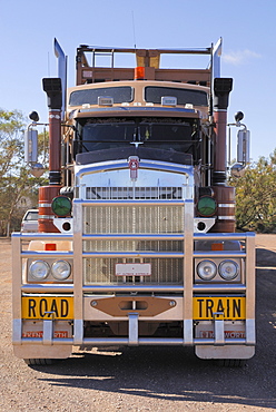 Road Train, Road House on Highway 87 at Glendambo, South Australia, Australia