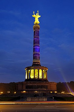 Illuminated siegesaeule during festival of lights in berlin, germany