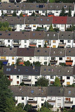 Housing estate with terrace houses, Cologne, North Rhine-Westphalia, Germany