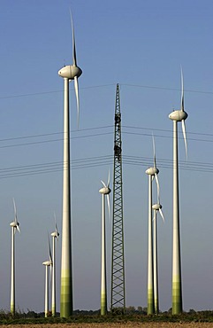 Wind turbines, wind power stations near Soest, North Rhine-Westphalia, Germany