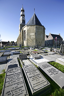 Church and graveyard, Hindeloopen, Ijsselmeer, Friesland, The Netherlands, Europe