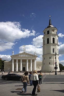 St. Stanislaus Cathedral with detached bell tower, Varpine, Cathedral Square, Vilnius, Lithuania, Baltic States, Northeastern Europe