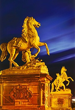 Rossebandiger (horse sculpture), Schwerin Castle, Mecklenburg-Western Pomerania, Germany