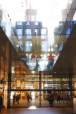 Fuenf Hoehe shopping passage, Munich, Bavaria, Germany