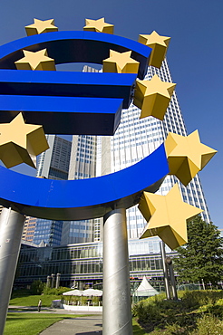 Large Euro symbol in front the headquarters of the European Central Bank (ECB) in Frankfurt, Hesse, Germany, Europe