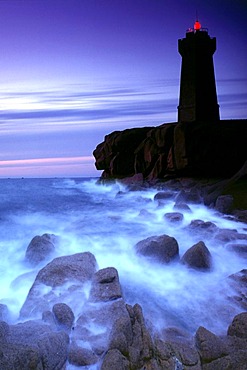 Lighthouse Pors Kamors in Brittany / France