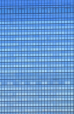 Glass cladding