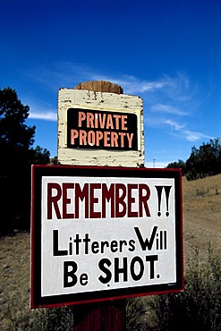 Warning sign, Santa Fe, New Mexico, USA