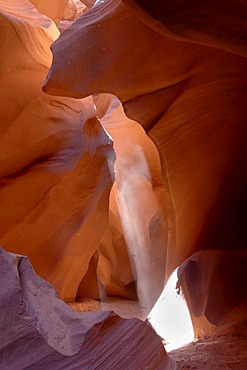 Ray of light falling in the Slot Canyon of the Lower Antelope Canyon, Navajo Tribal Park, Page, Arizona, USA, North America