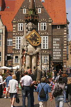 Roland statue, centre point and landmark of Bremen, Germany, Europe