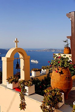 View from Hotel in Imerovigli to the caldera, Santorin, Aegean Sea, Greece, Europe