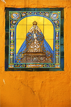 Image of the Virgin Mary, ceramics, exterior wall of the church in Seville, Andalusia, Spain