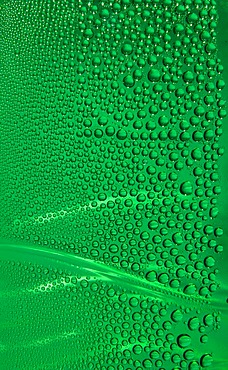 Condensed drops in green Waterbottle