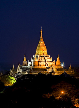 Ananda Temple at night, Bagan, Myanmar, Southeast Asia