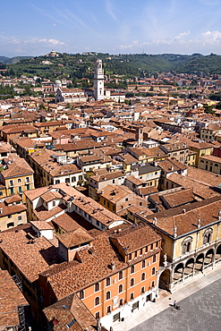 View from the Torre dei Lamberti down onto the city and the cathedral, Verona, Venice, Italy, Europe