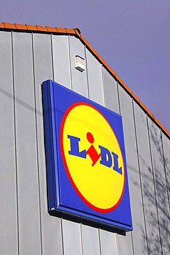 Lidl discount supermarket company sign