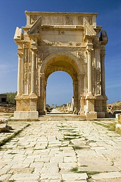 Decumanus and triumph arch of Septimus Severus Leptis Magna