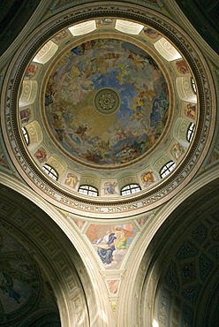 Central cupola, Basilica of Eger, Hungaria