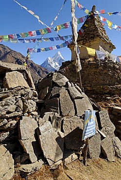 Stupa and mani stones at Mong with Ama Dablam (6856), Sagarmatha National Park, Khumbu, Nepal