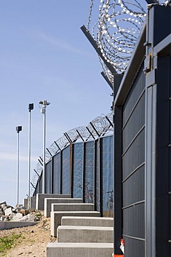 Security fence for protecting the G8 summit, Heiligendamm, Mecklenburg-Western Pomerania, Germany