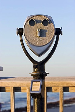 USA, front of a telescope