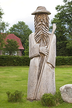 Wooden statue of Ruebezahl, Harravov, Czech Republic