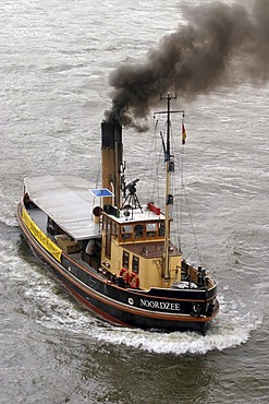 The dutch steamboat "Nordzee"