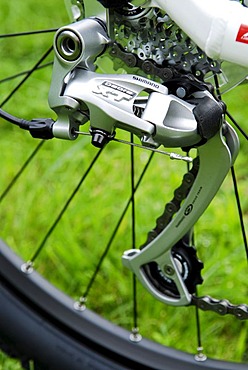 Derailleur gears on a moutain bike