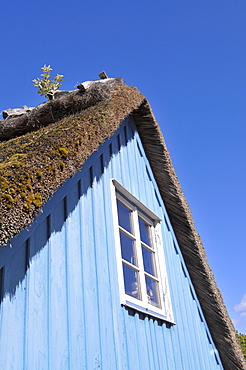 Thatched roof house in Maasholm, Schleswig-Holstein, Germany, Europe