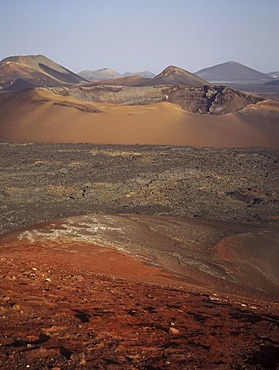 Landscape, volcanic landscape, Montanas del Fuego, Parque Nacional de Timanfaya, Lanzarote, Canary Islands, Spain, Europe