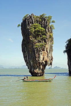 James Bond rock, Ao Phang-Nga National Park, Thailand, Asia