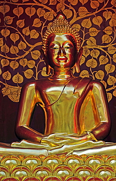 Golden Buddha, Sareerikkatartsirirak Pagoda at Wat Phan On, inaugurated by King Bhumipol on June 9, 2007, Chiang Mai, Thailand, Southeast Asia, Asia