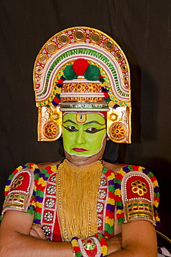 The Kathakali character Ottanthullal, Perattil, Kerala, India, Asia