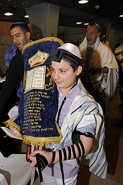 Bar Mitzvah, Jewish coming of age ritual, Torah scroll is taken back to the cabinet, Western Wall or Wailing Wall, Old City of Jerusalem, Arab Quarter, Israel, Middle East