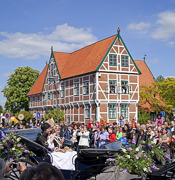 Pageant, festival parade, Jork blossom festival, town hall, Jork, Altes Land fruit-growing region, Lower Saxony, Germany, Europe, PublicGround