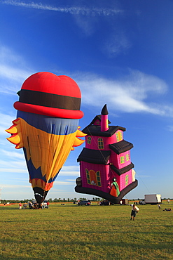 Ballooning Festival at Saint-Jean-sur-Richelieu, Quebec, Canada, Saint-Jean-sur-Richelieu, Quebec Province, Canada, North America