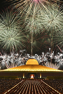 Fireworks at Wat Phra Dhammakaya, Chedi Mahadhammakaya Cetiya, Khlong Luang District, Pathum Thani, Bangkok, Thailand, Asia