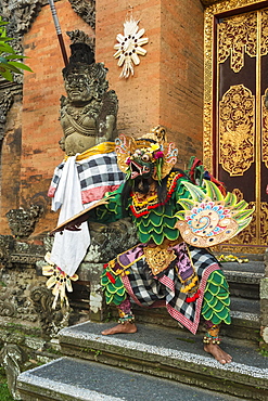 Balinese Kecak dancer, Ubud, Bali, Indonesia, Asia