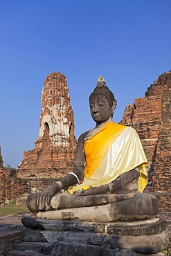 Buddha statue amid the ruins of Wat Phra Mahathat, Ayutthaya, Thailand, Asia