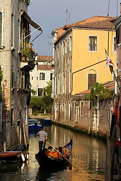 Gondola, Santa Croce district, Venice, UNESCO World Heritage Site, Venetia, Italy, Europe