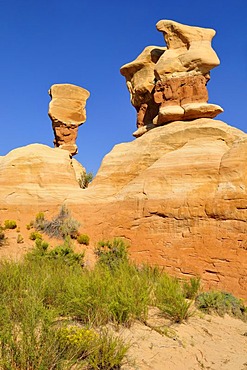 Hoodoos at Devils Garden, Grand Staircase Escalante National Monument, Utah, USA, North America