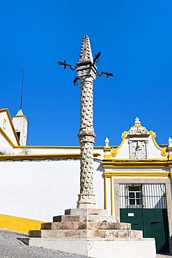 Pelourinho, Pillory, Elvas, Alentejo, Portugal, Europe