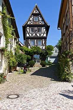 Franconian half-timbered buildings, Badgasse, an alley in Bad Wimpfen, Neckartal, Baden-Wuerttemberg, Germany, Europe, PublicGround