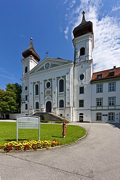 Kloster Schlehdorf Convent, convent of the Dominican Missionary Sisters of King William's Town in South Africa, Schlehdorf, Upper Bavaria, Bavaria, Germany, Europe