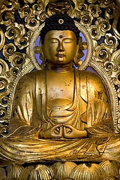 Golden Buddha statue