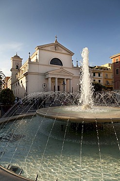 Fountain in the Piazza Pia in front of the Chiesa dei Santi Pio e Antonio Church, Anzio, Lazio, Italy, Europe