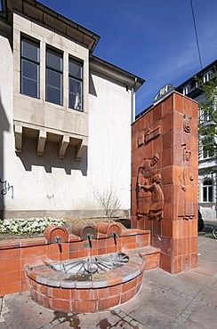 Burtscheider market fountain, thermal spring, Burtscheid district, Aachen, North Rhine-Westphalia, Germany, Europe, PublicGround