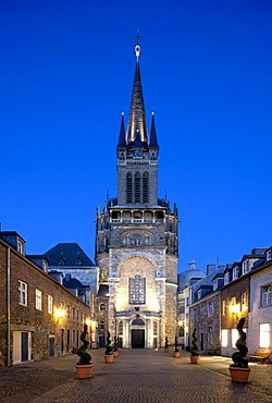 Aachen Cathedral, Imperial Cathedral, UNESCO World Heritage Site, Aachen, North Rhine-Westphalia, Germany, Europe, PublicGround