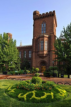 View from the Enid A. Haupt Garden to the Smithsonian Institution Building, admin building and museum, commonly known as "The Castle", National Mall, Washington DC, District of Columbia, United States of America, PublicGround