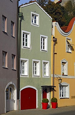 Colorful houses in Burghausen, Upper Bavaria, Germany, Europe